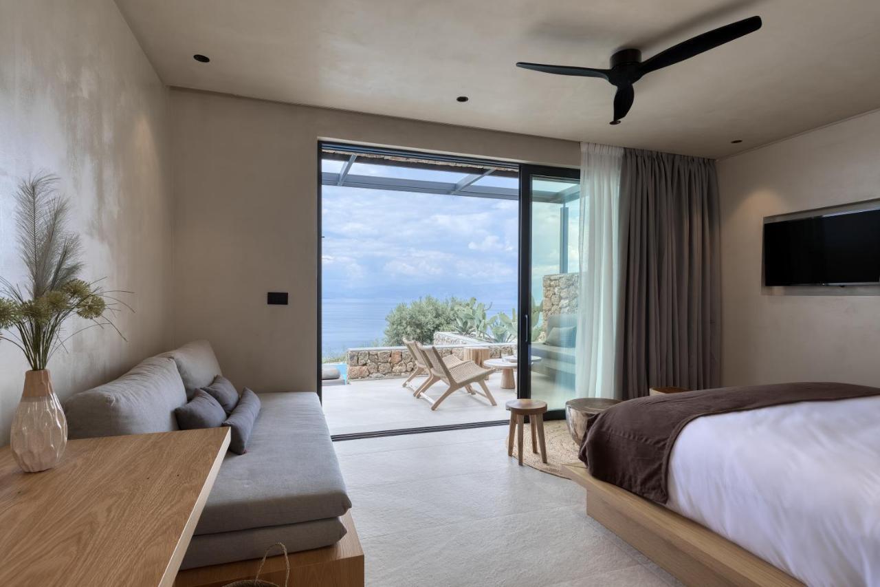 ​Le Grand Bleu Resort Derveni Exterior photo